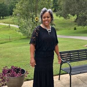 Meet your Posher, Ola